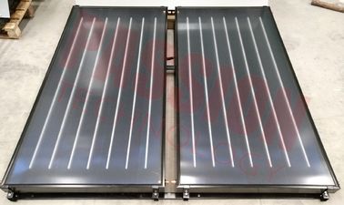 Black Frame Flat Plate Solar Collector For Pool Blue Absorb Solar Heating Water